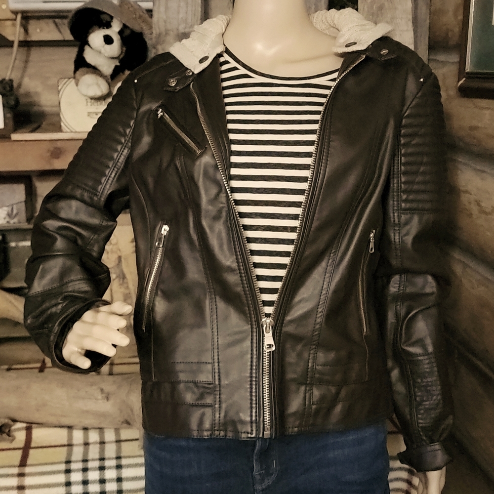 Womens faux leather jacket